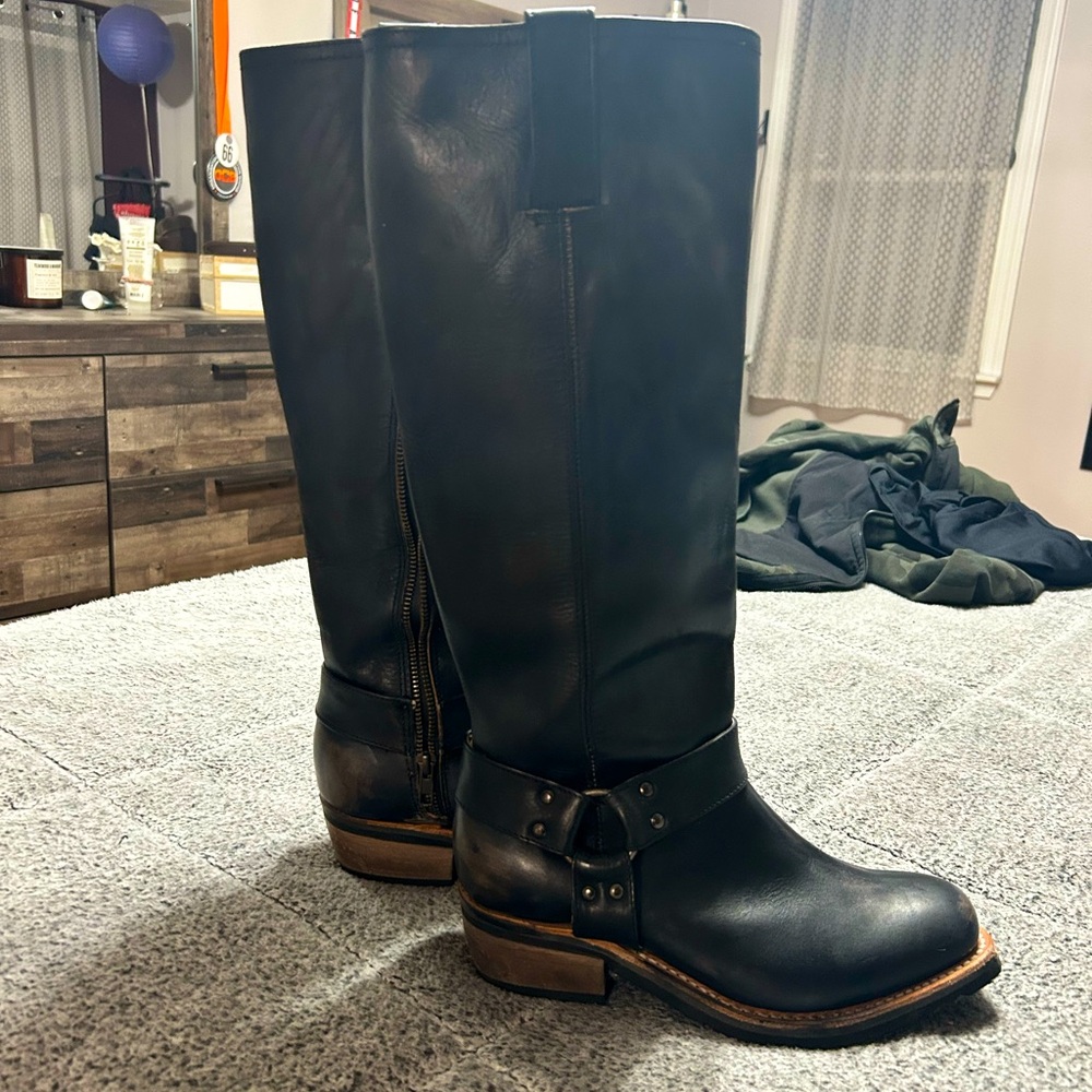 Like new black Freebird Wagner boots